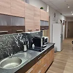 Pensión Kauno Apartamentai Su 2 Lovom
