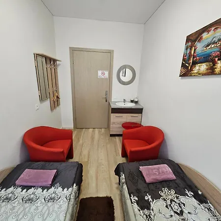 Kauno Apartamentai Su 2 Lovom Pensión Kaunas